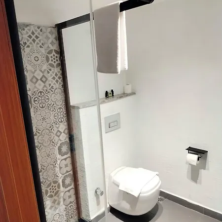 Besiktas Hotel *